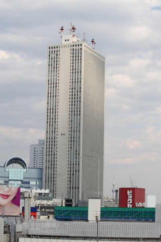 2014/3月 EF-S55-250IS+30D 焦点距離55mm F/7.1 ss1/400 ISO100