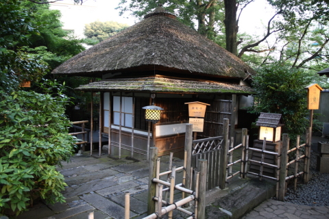 2014/7月 SIGMA17-70+30D 焦点距離17mm F/2.8 ss1/25 ISO100