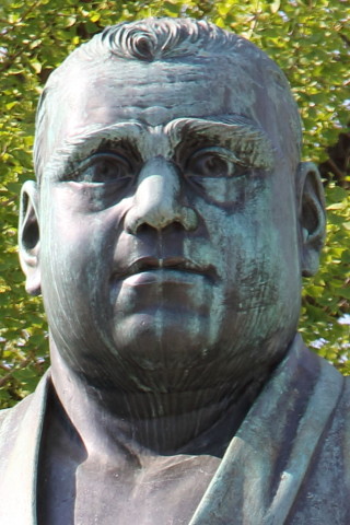 トリミング 2015/4月 SIGMA17-70+7D2 焦点距離41mm F/5.6 ss1/160 ISO100