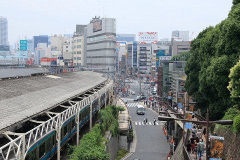2015/6月 SIGMA17-70+7D2 焦点距離45mm F/8 ss1/250 ISO100