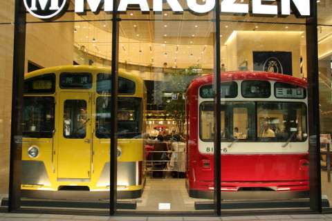 2017/9月 SIGMA17-70+7D2 焦点距離21mm F4 ss1/100 ISO800