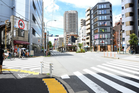 2022/8月 SIGMA17-70+D500 17mm F8 ss1/200 ISO220